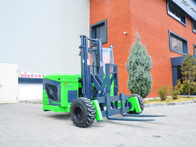 Truck Mounted Forklift MF25D Gallery