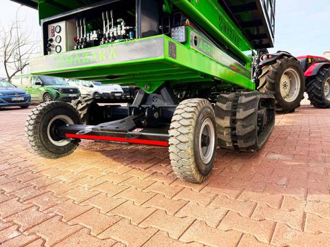 Agrilift Gallery Pile Driver Machine