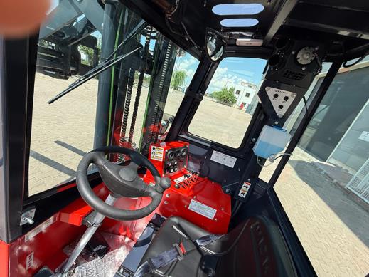 Truck Mounted Forklift MF25D Gallery Pile Driver Machine