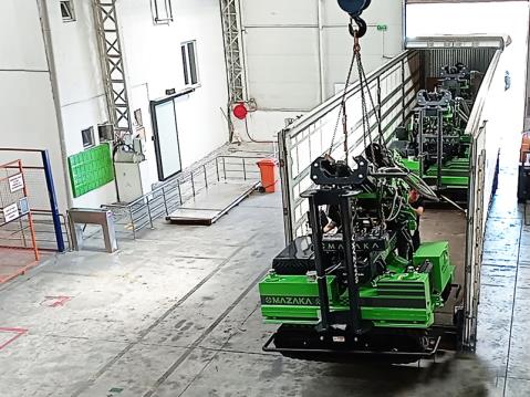 The 3 pcs MW1000 pile driver machines are leaving the Mazaka factory