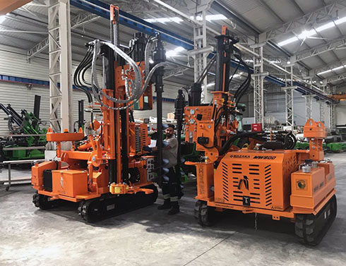 Mazaka MW 800 CW Pile Driver