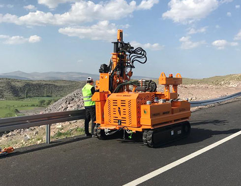 Mazaka MW 800 CW Pile Driver