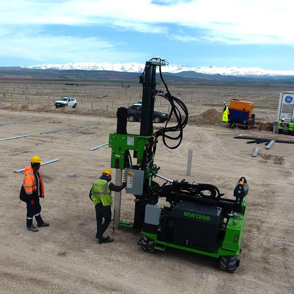 Mazaka MW1200 Pile Driver